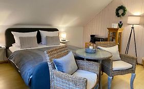 Haus Im Arnikagrund - Ferienwohnung&Privatzimmer